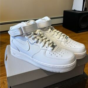 Nike mid air force 1’s